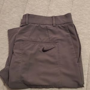 Nike golf shorts size 32